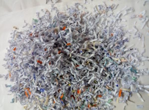 גריסת מסמכים קרית אונו